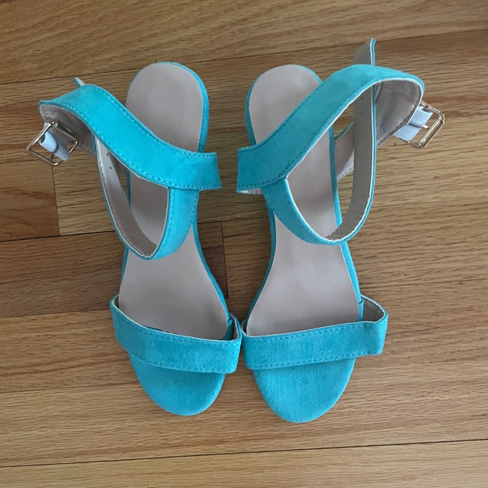 Suede turquoise sandals never worn.